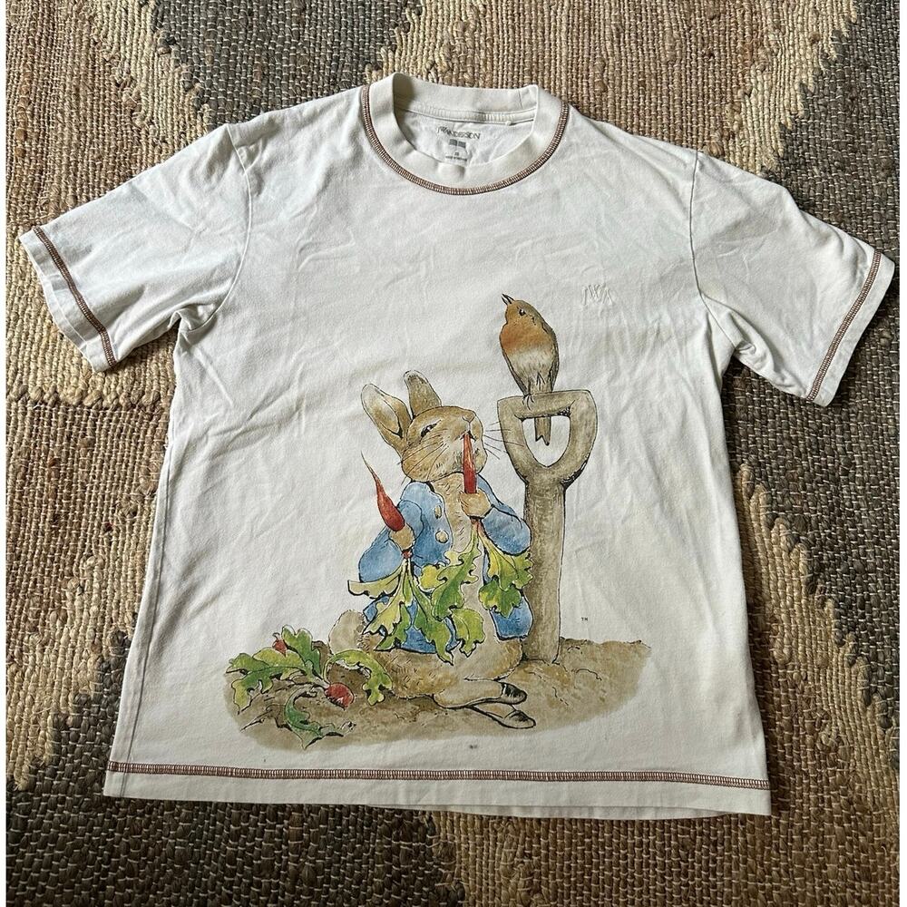 JW Anderson x Peter Rabbit Uniqlo Oversized T-Shirt Unisex Size XS Off-White